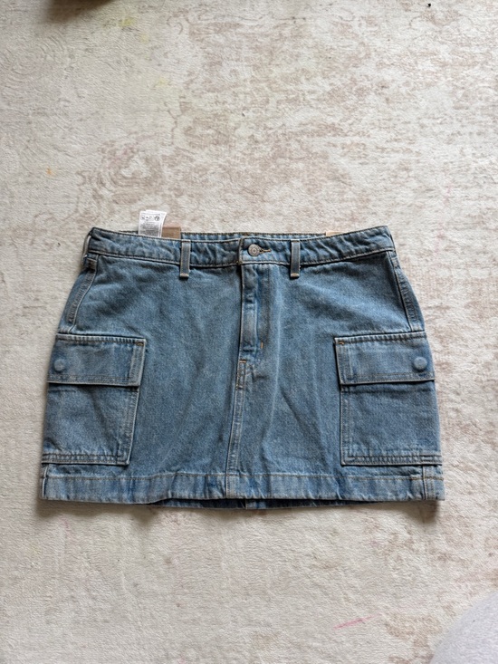 Levi's Dresses & Skirts - Levi's Light Blue Denim Mini Skirt with Cargo Pockets
